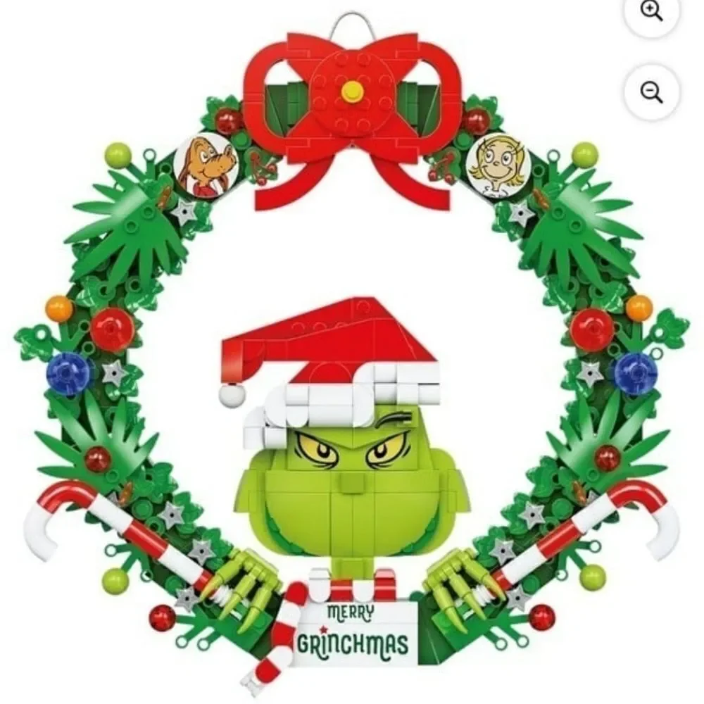 Grinch Brick Building Set - Festive Wreath